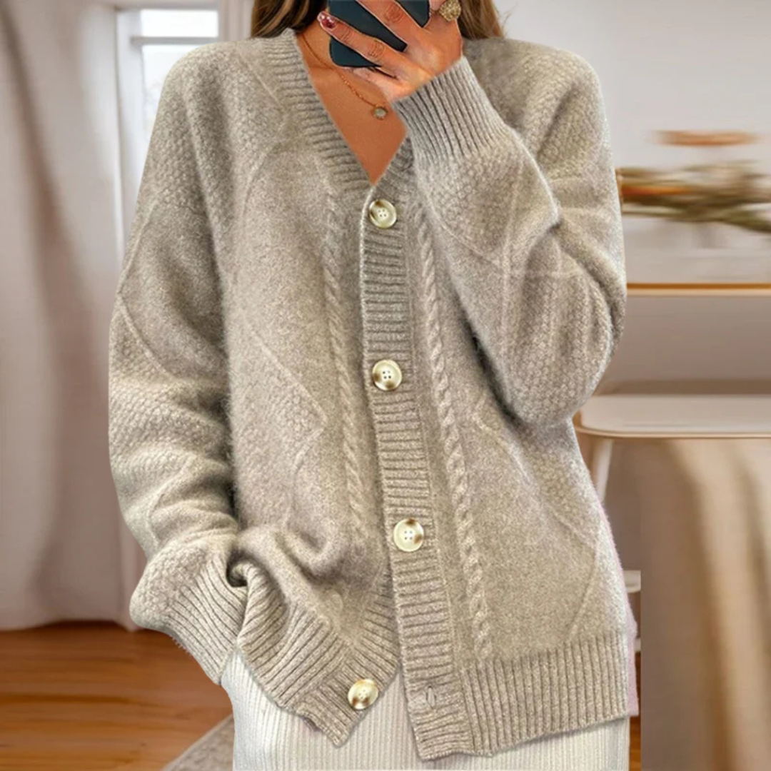 Women's cable knit cardigan — studio view 4, Aveloire