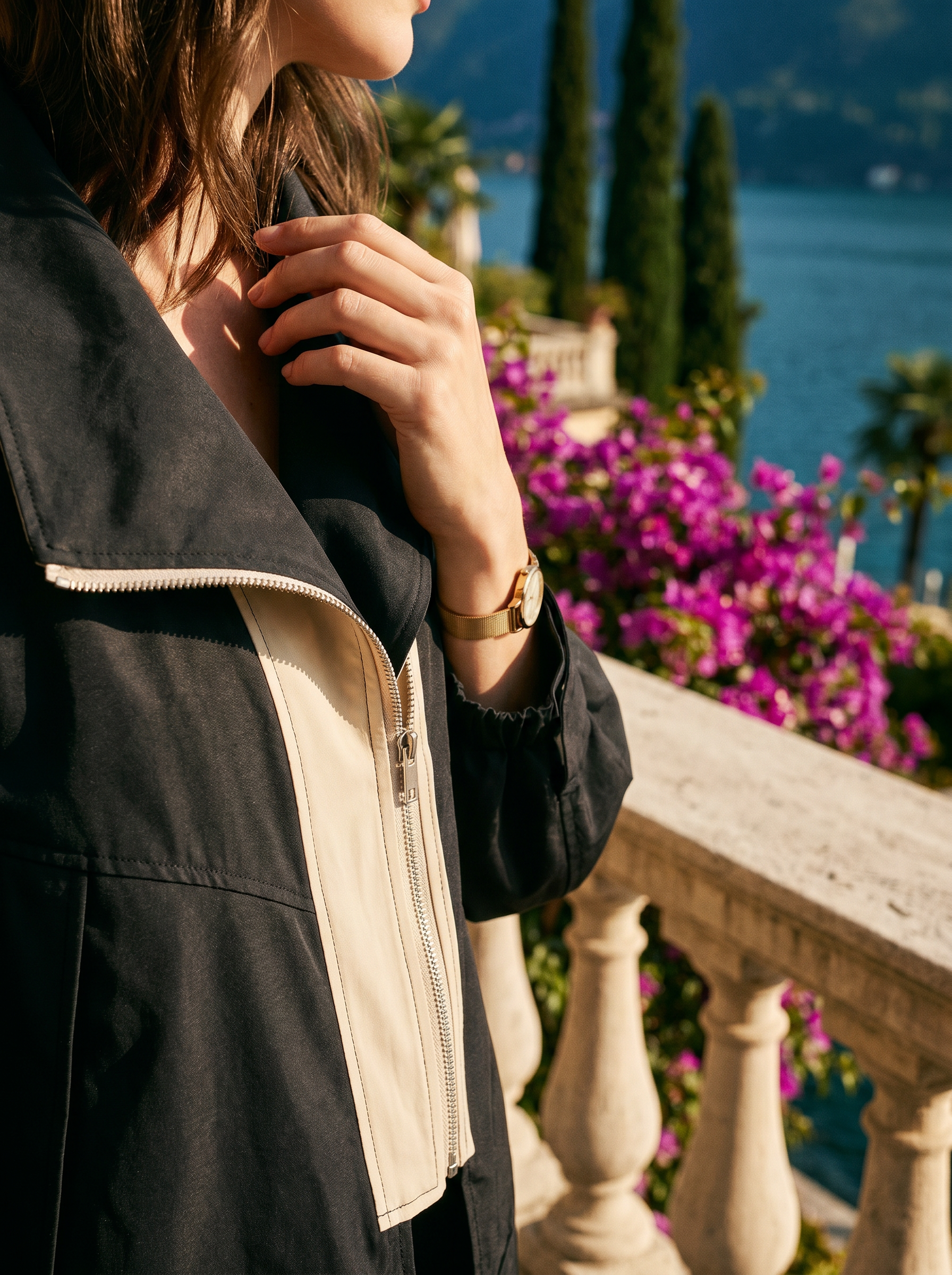 Black windbreaker jacket collar and zip detail, old money style — Aveloire