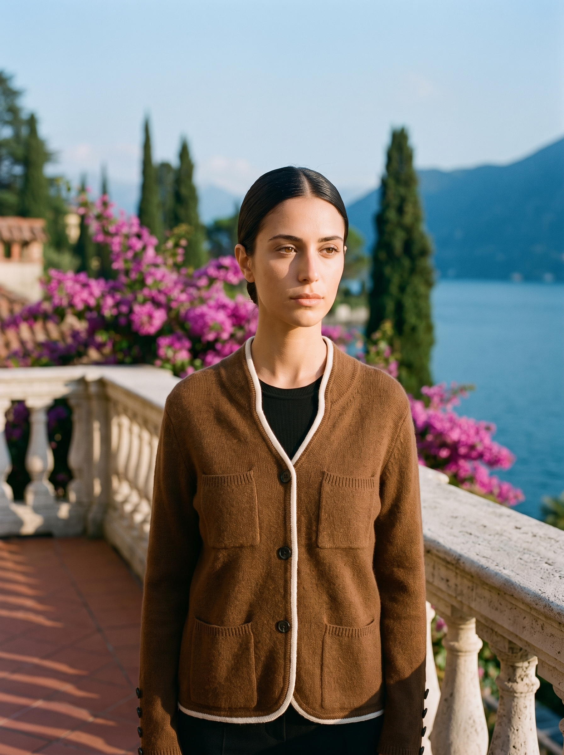 Londyn | V-Neck Wool Cardigan