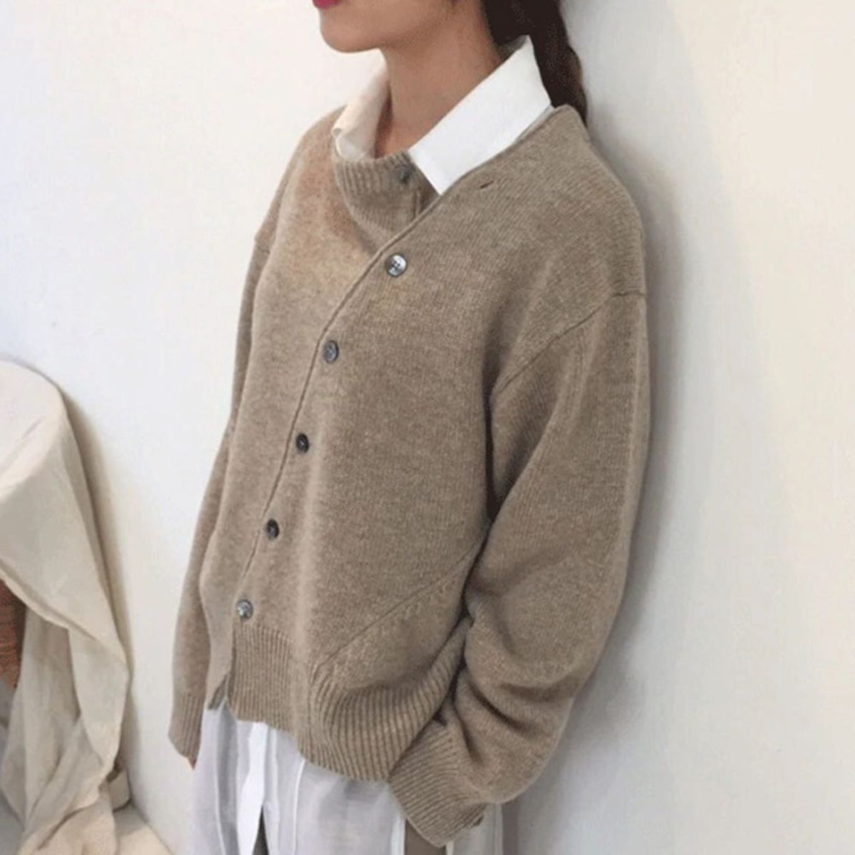 Women's asymmetric button knit cardigan — studio view 5, Aveloire