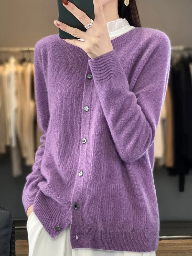 Women's round neck button cardigan — studio view 6, Aveloire