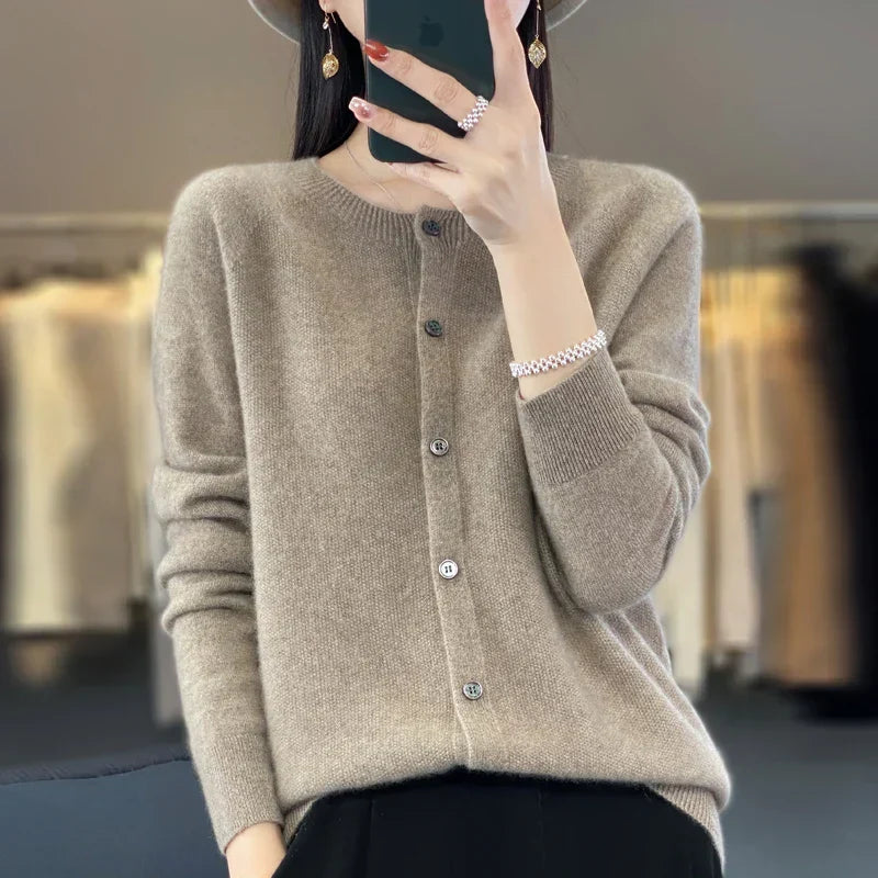 Vera | Round Neck Button Cardigan