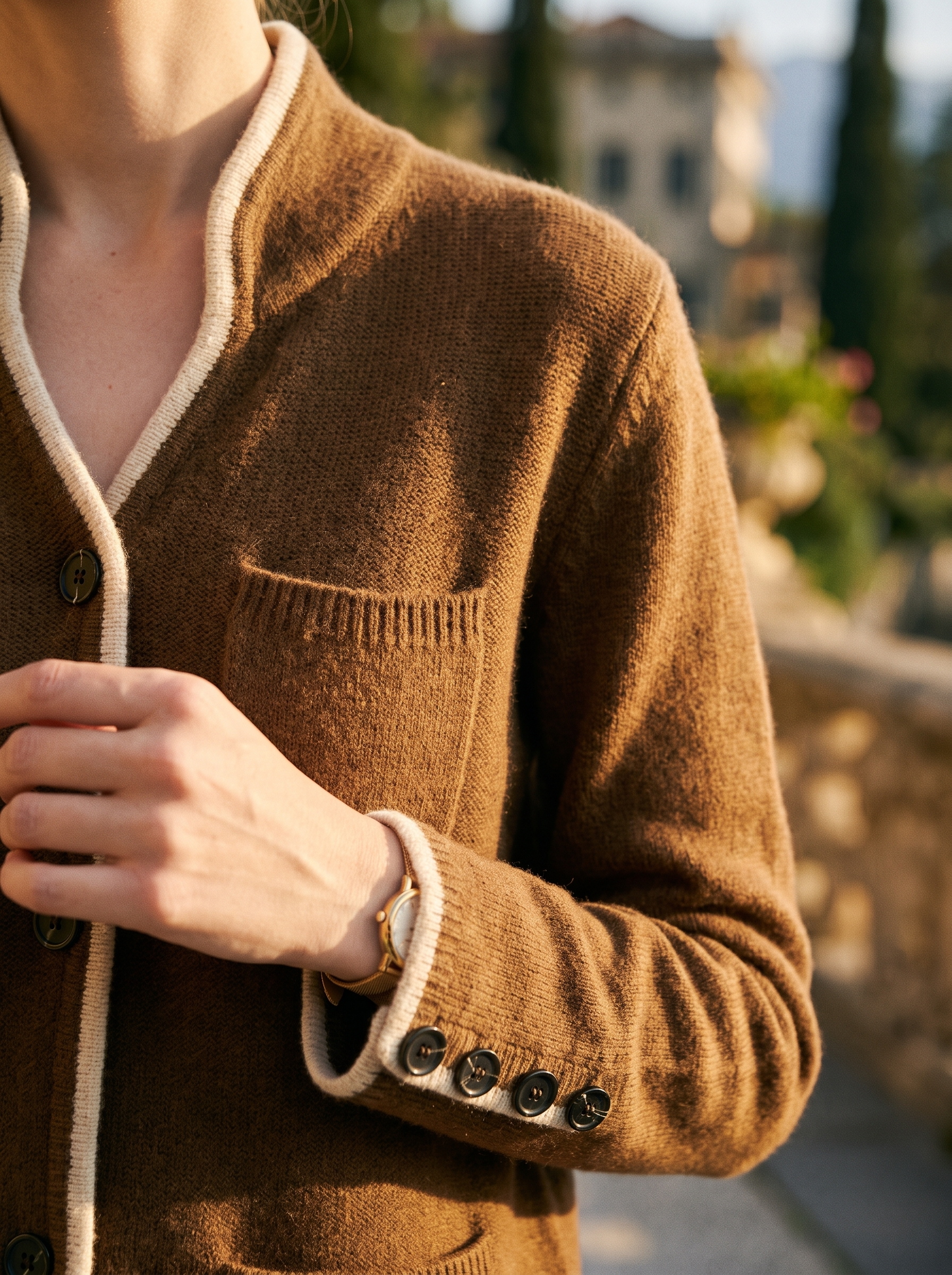 Londyn | V-Neck Wool Cardigan
